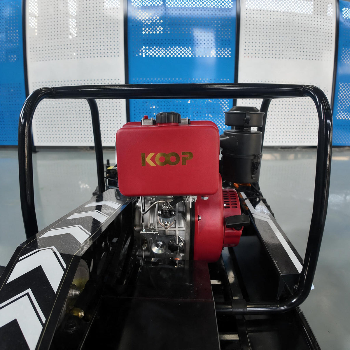 SYGC-1000 Industrial Tracked Remote Control Lawn Mower & Grass Shredder with Yanmar / KOOP Euro V Engine Small Excavator Supplier