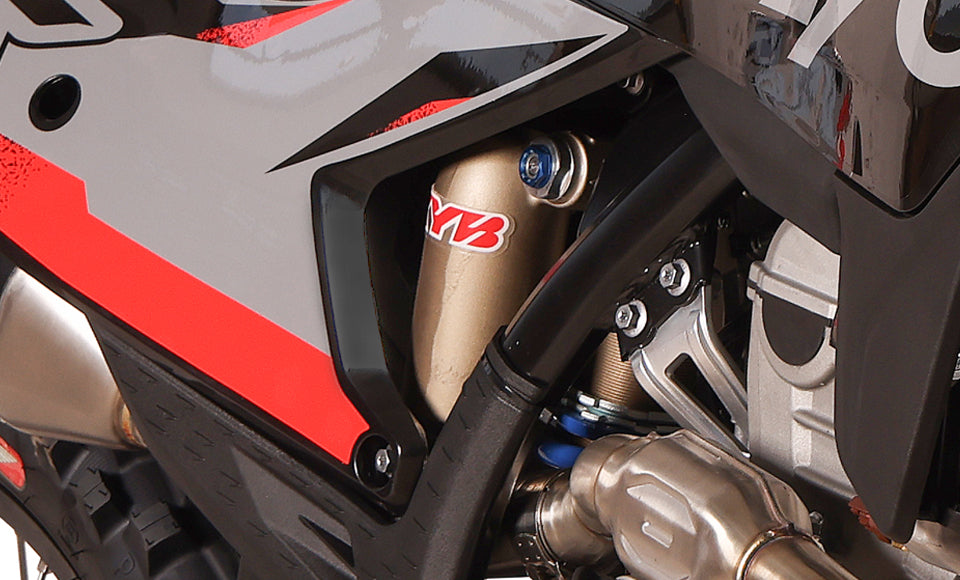 KAYO K6R Braktec hydraulic rear disc brake, red billet hub, and aluminum swingarm