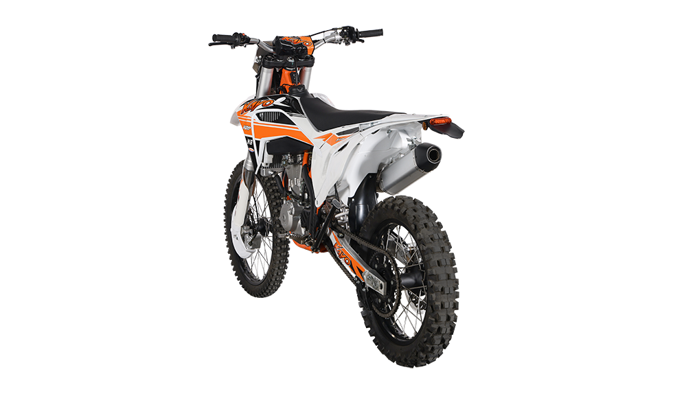 KAYO K6 250 front 3/4 right view showing headlight, inverted forks, and 21-inch front wheel